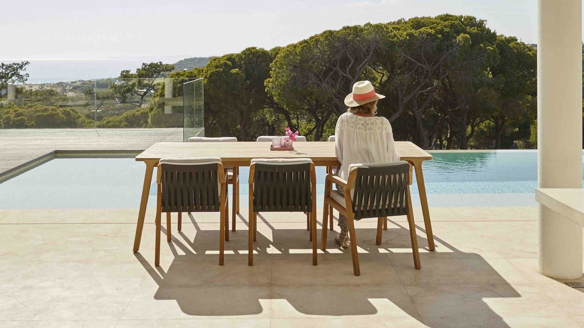 Bring Friends Together With Stylish and Comfortable Outdoor Furniture New Zealand Admires